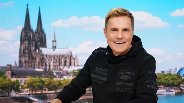 Dieter Bohlen vor einem Bild des Kölner Doms. - Foto: RTL / Stefan Gregorowius Dieter Bohlen vor einem Bild des Kölner Doms. - Foto: RTL / Stefan Gregorowius