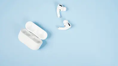 beste in ear kopfhörer - Foto: iStock/Phira Phonruewiangphing