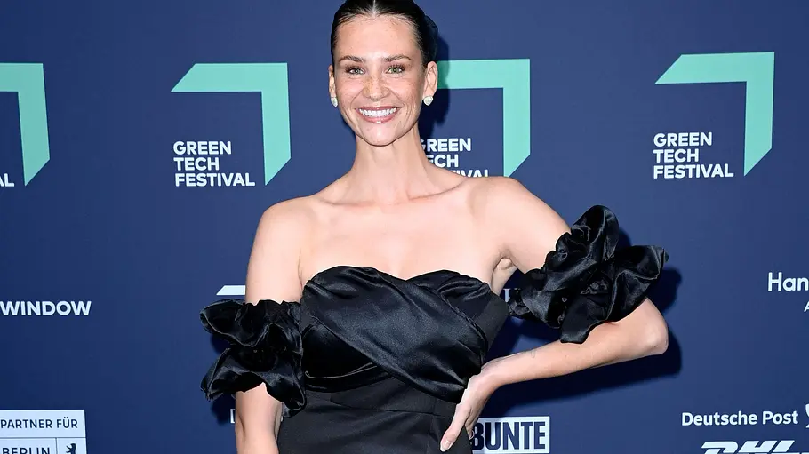 Betty Taube am Red Carpet Betty Taube bei der Verleihung der 18 Green Awards 2025 in der Messe Berlin.