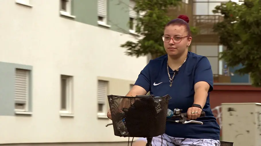 Hartz und herzlich - Tag für Tag Benz-Baracken hartz und herzlich - tag für tag benz-baracken