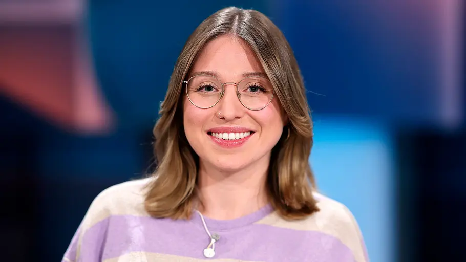 Bianca Heinicke lächelt in die Kamera.