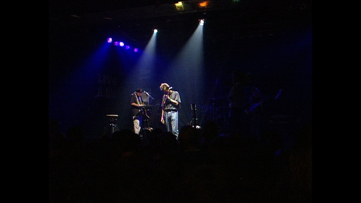 br retro: back on stage