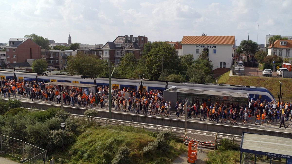 amsterdam central: alltag am mega-bahnhof