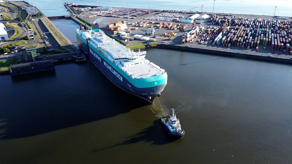 Europas größtes Autoterminal - Der Logistik-Gigant in Bremerhaven europas größtes autoterminal - der logistik-gigant in bremerhaven