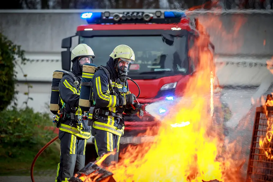Feuer & Flamme feuer & flamme