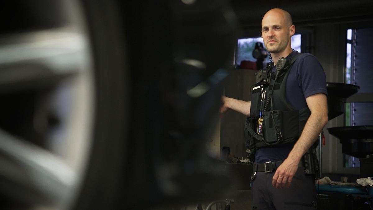 Speed Cops - Poser und Raser im Visier speed cops - poser und raser im visier