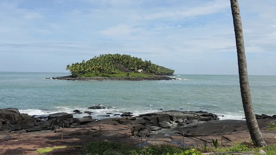 Kourou: Palmen, Raketen, Gefängnisinseln kourou: palmen, raketen, gefängnisinseln