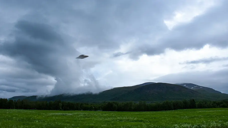 UFO-Theorien - Zwischen Fakt und Fiktion ufo-theorien - zwischen fakt und fiktion
