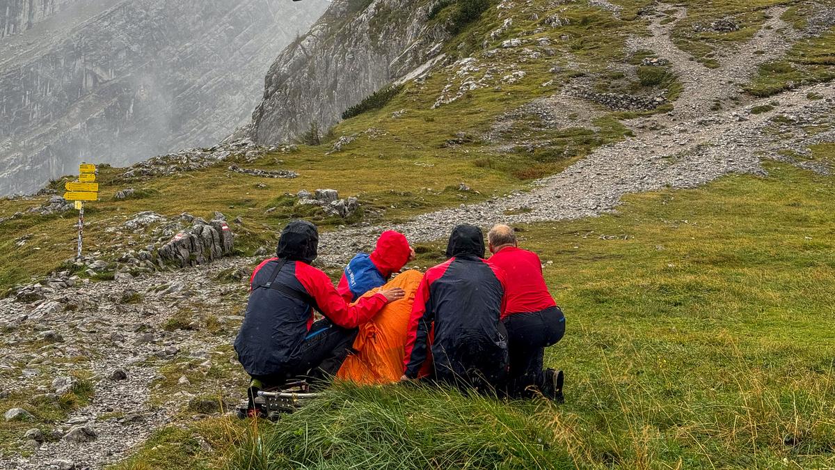 in höchster not - bergretter im einsatz