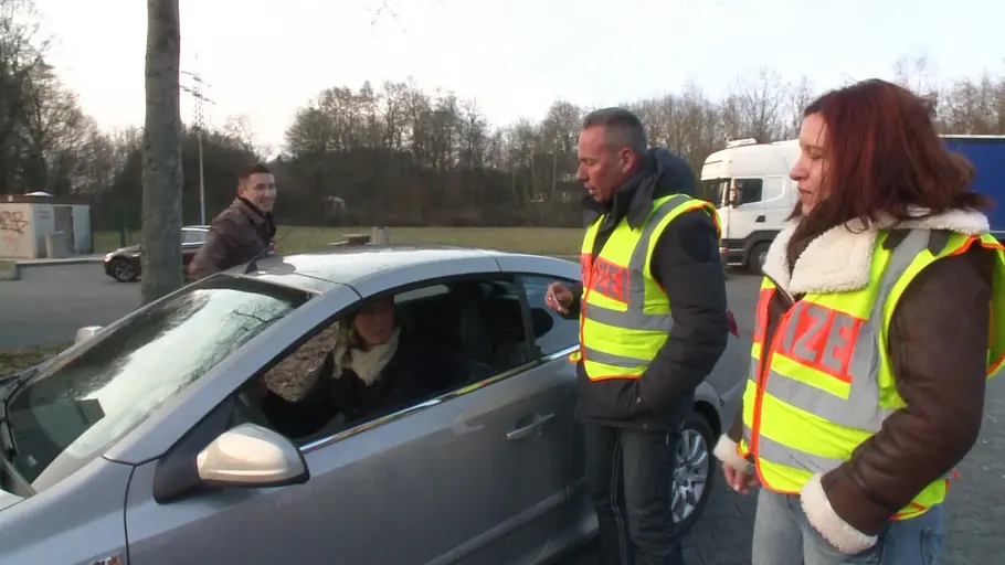 Schneller als die Polizei erlaubt schneller als die polizei erlaubt