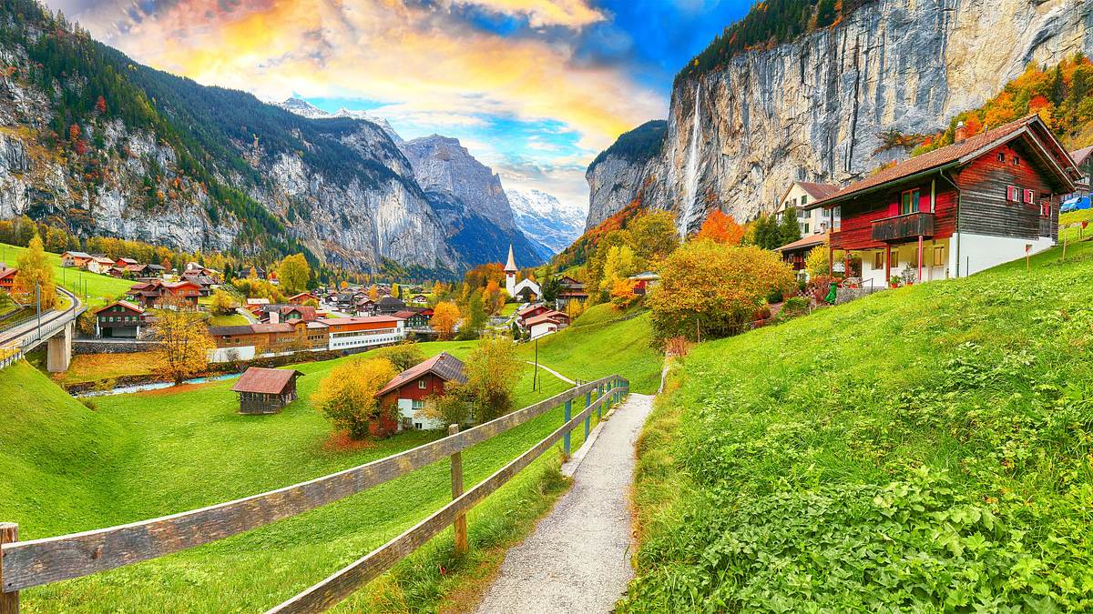 mit dem postauto durch die schweiz
