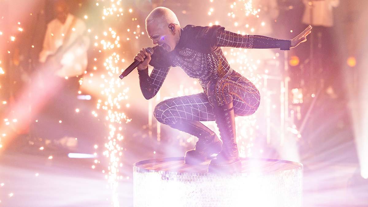 esc mania - schweizer stars covern siegersongs