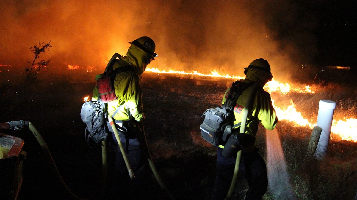 cal fire - feueralarm in kalifornien
