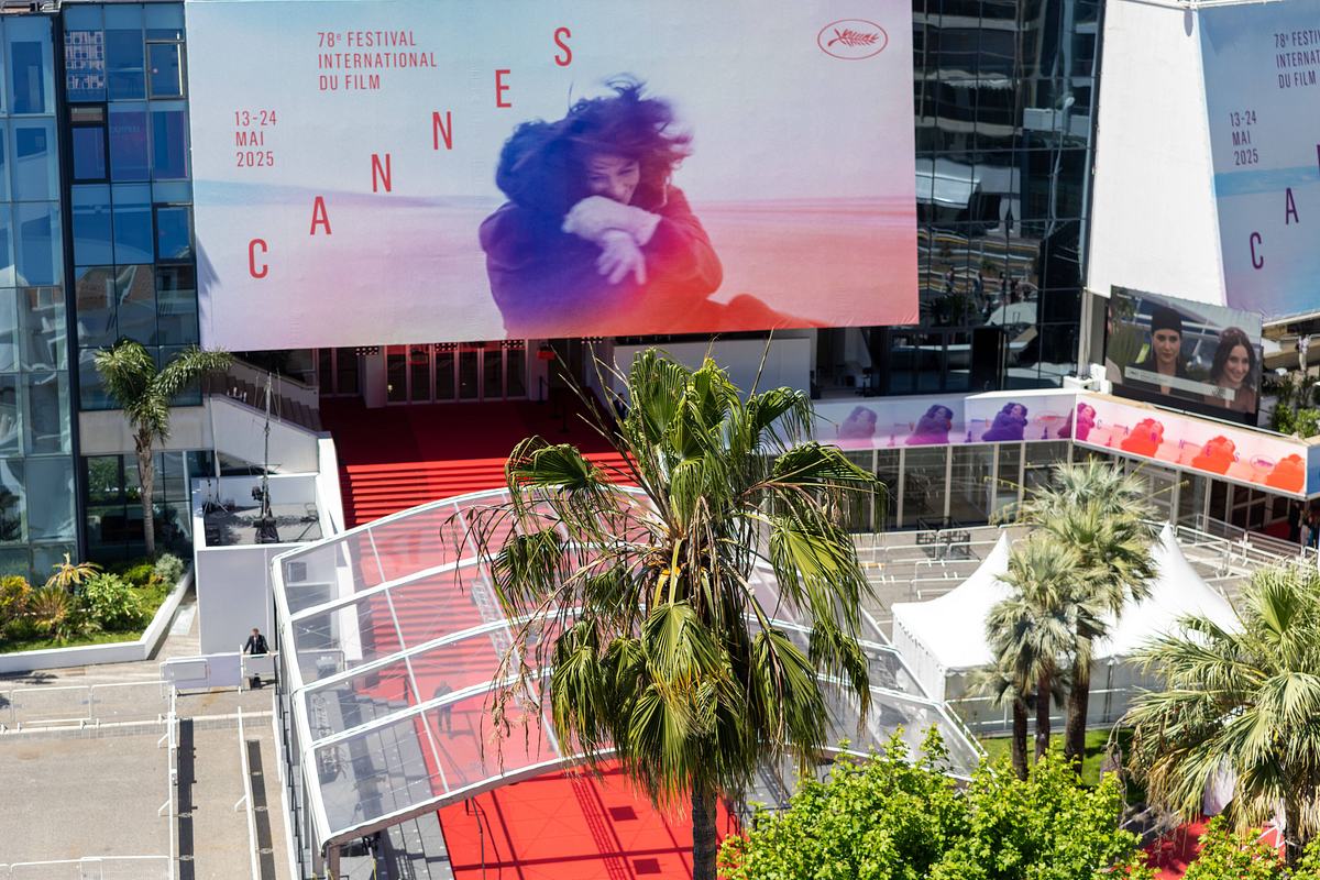 Cannes 2025 Man sieht den roten Teppich der 78. Filmfestspiele in Cannes.