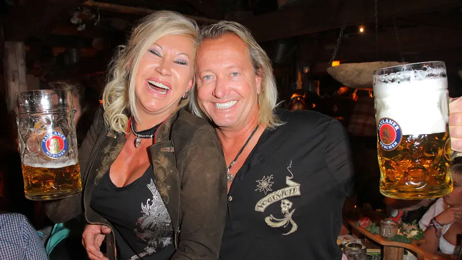 Carmen und Robert auf dem Oktobersfest 2012 im Kaeferzelt