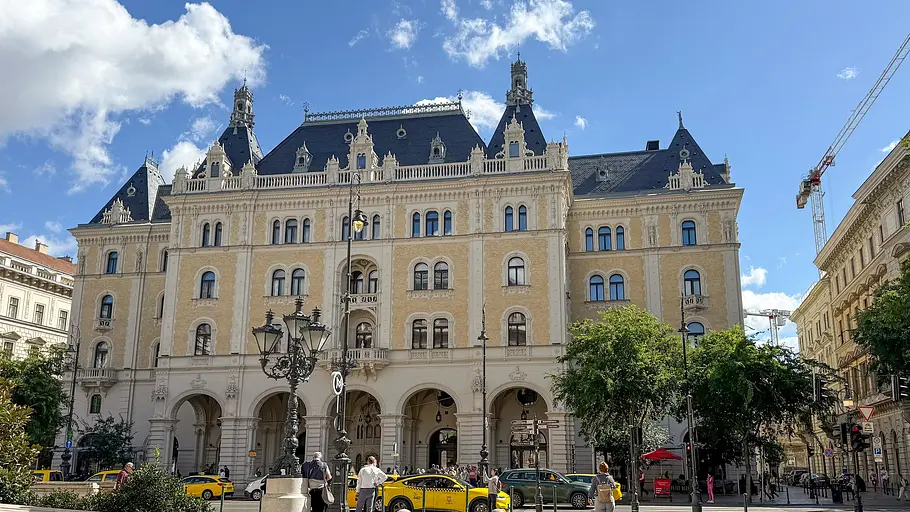 Legendäre Prachtstraßen - Zwischen Opulenz, Modernität und Zukunft legendäre prachtstraßen - zwischen opulenz, modernität und zukunft