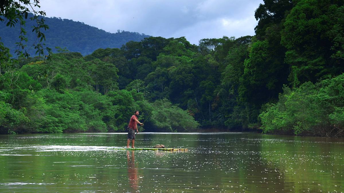 extreme survival mit hazen audel: wettlauf durch den amazonas
