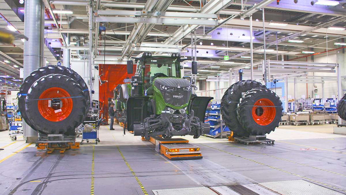 Hightech auf dem Acker - Einsatz für die Ernte-Giganten hightech auf dem acker - einsatz für die ernte-giganten