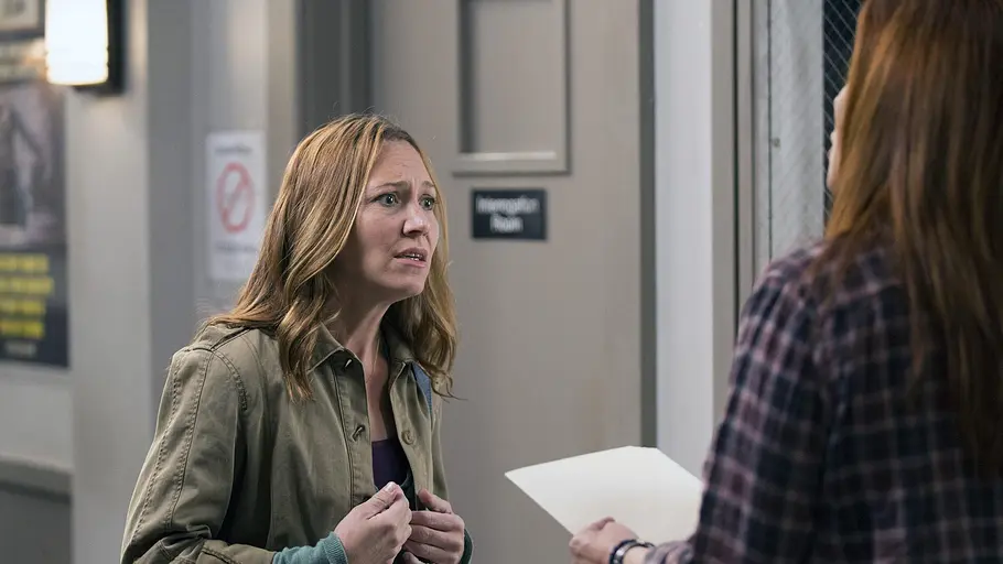 detective laura diamond