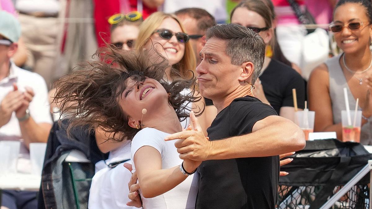 „Let’s Dance“-Stars Polanc und Maruster im „ZDF-Fernsehgarten“ Christian Polanc und Anastasia Maruster ließen es in Mainz krachen.