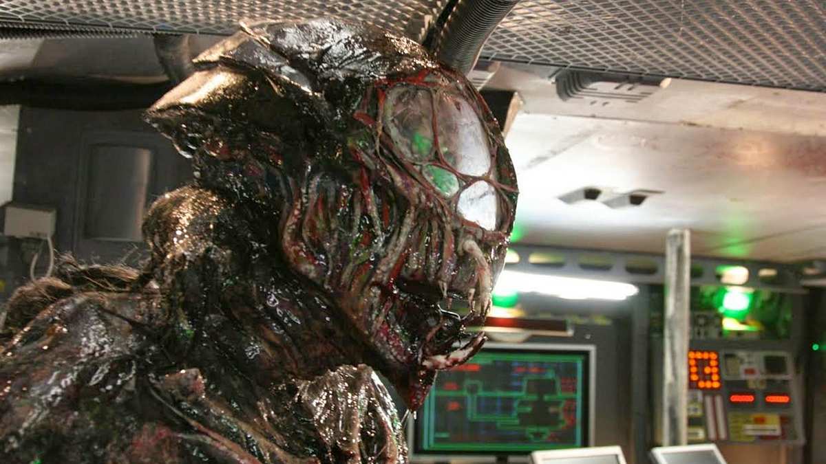 Alien vs Zombies: The Dark Lurking Alien vs Zombies: The Dark Lurking