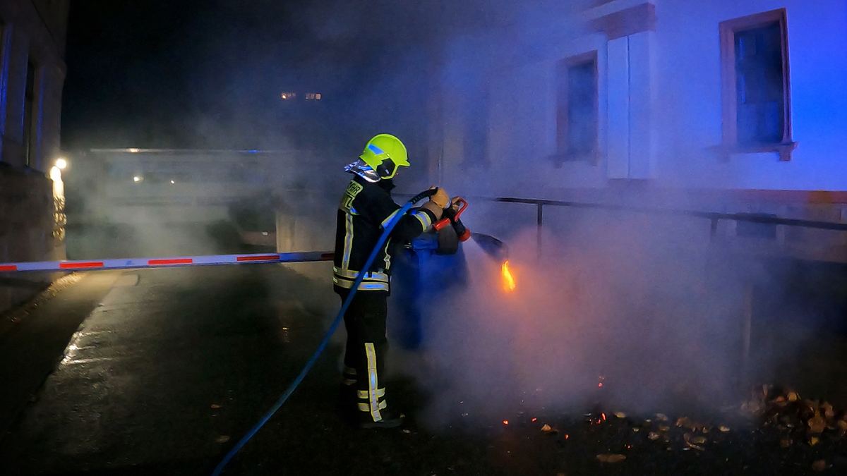 112: Feuerwehr im Einsatz 112: feuerwehr im einsatz