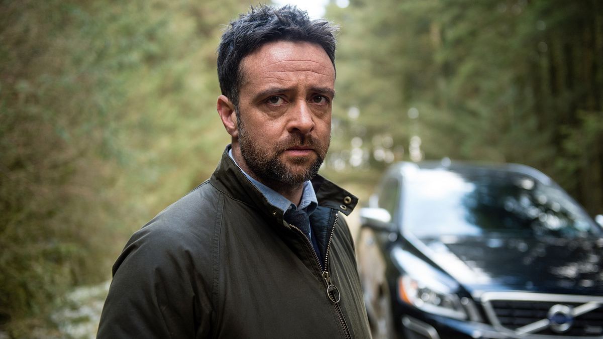 inspector mathias - mord in wales
