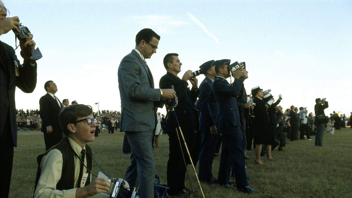 apollo: missionen zum mond