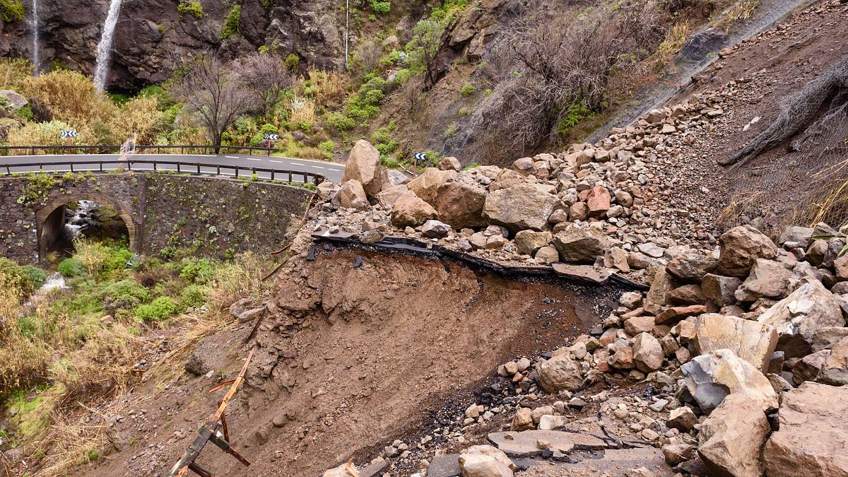 monsterwetter: erdrutsch, fluten und tornados