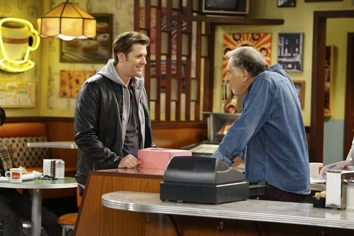 Superior Donuts superior donuts
