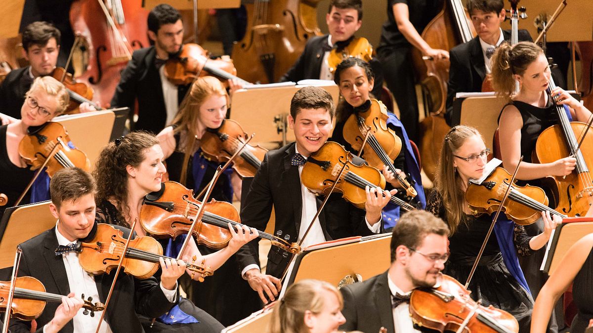 european union youth orchestra, vasily petrenko : beethoven, symphony no.9