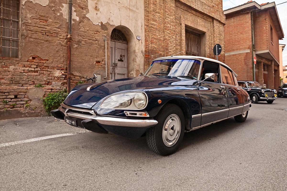 Europas Oldtimer - Klassiker im neuen Glanz europas oldtimer - klassiker im neuen glanz
