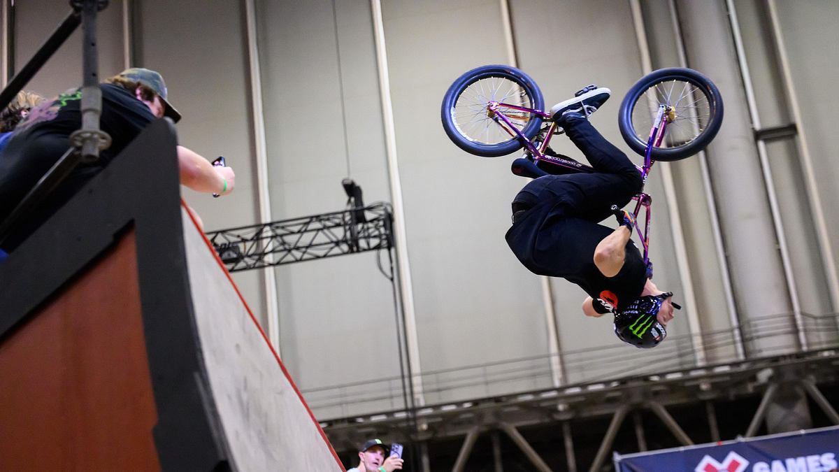 x games osaka