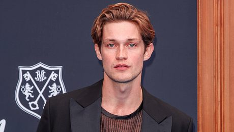 Damian Hardung hat seine nächste Hauptrolle ergattert. - Foto: Imago/ Eventpress