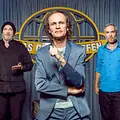 Das Gipfeltreffen - Schubert, Sträter und König retten die Welt Thumbnail