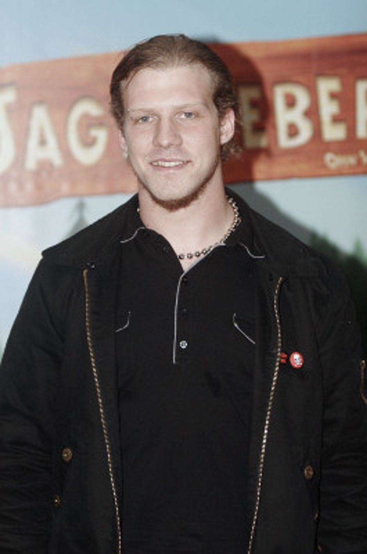 Tobias Regner konnte die DSDS im Jahr 2005 für sich entscheiden. Sein Album Straight wurde vergoldet, er zog einen Job als Moderator an Land und konzentriert sich heute auf seine Band RegneR.