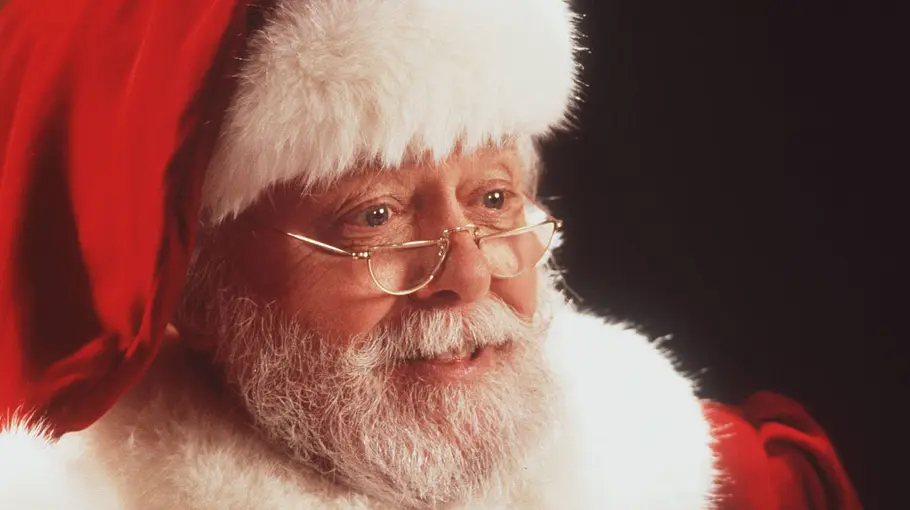 Der typische Weihnachtsmann in nahaufnahme