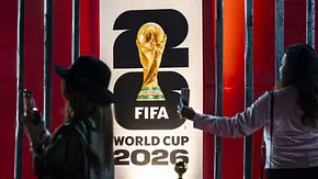 Bild der Trophäe der FIFA Fußball-WM. - Foto: IMAGO / Anadolu Agency