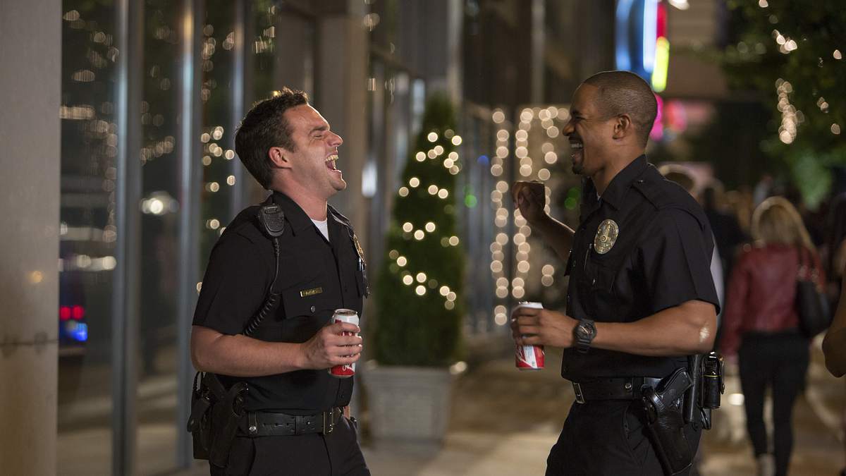 lets be cops - die party-bullen