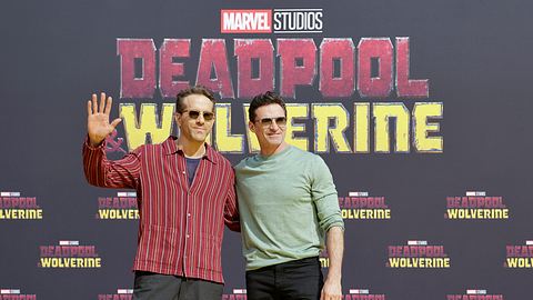 Ryan Renolds und Hugh Jackman in Berlin auf Promo-Tour für Deadpool & Wolverine. - Foto: Photo: Sebastian Gabsch