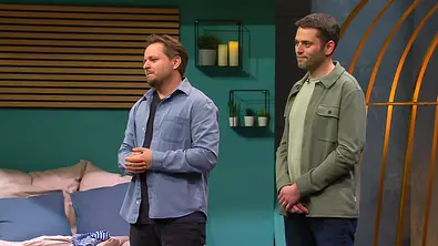 Gründer Viktor Dik und Markus Schnauer beim Loume-Pitch. - Foto: RTL