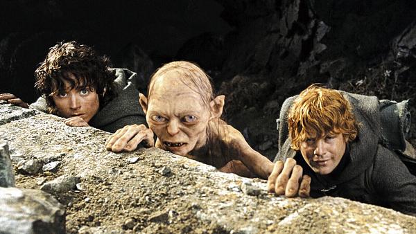 Frodo, Gollum und Sam verstecken sich - Foto: © SF