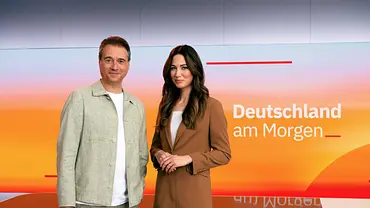 Jörg Boecker und Sabrina Ilski, hier im Studio, führen nach dem Punkt 6-Aus durch Deutschland am Morgen.  - Foto: Foto: RTL / Annette Etges