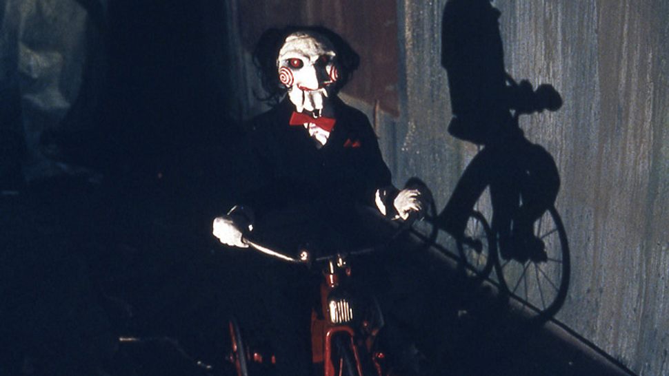 Der psychopathische Serienmörder Jigsaw aus den Saw-Filmen spielt mit seinen Opfern ganz böse Spielchen