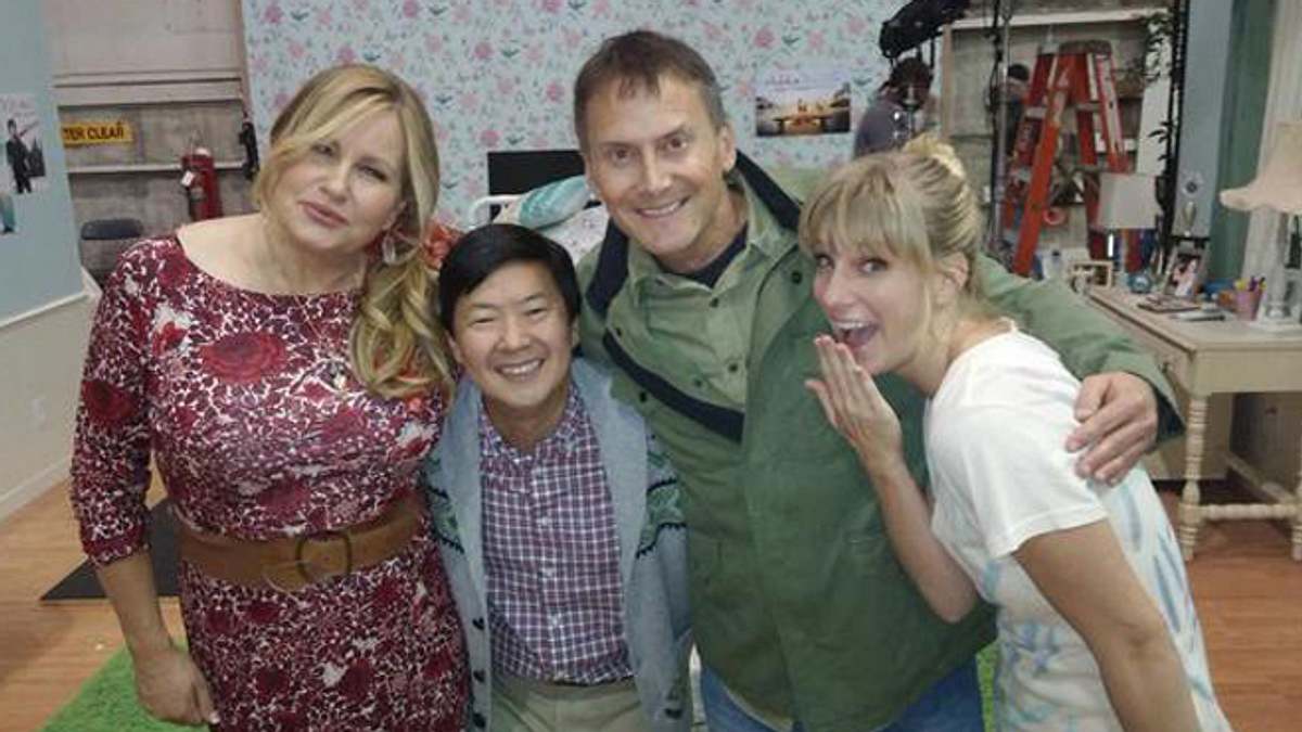 Jennifer Coolidge  in Glee