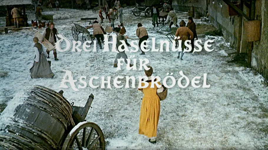 Screenshot der Netflix-Version von „Drei Haselnüsse für Aschenbrödel“.