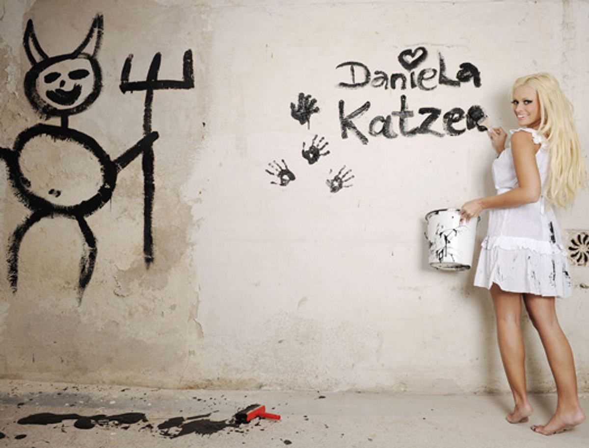 Daniela-Katzenberger-8-525x_01.jpg