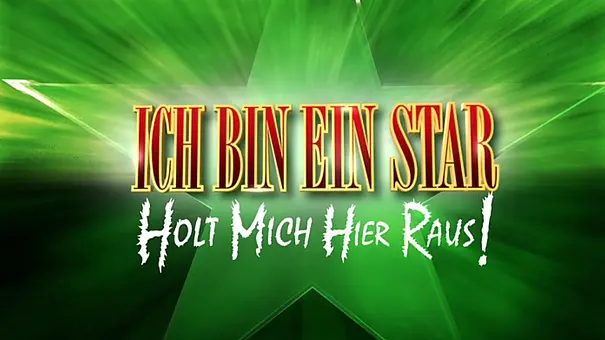 Logo der TV-Show „Ich bin ein Star – Holt mich hier raus!“ vor grünem Dschungel-Hintergrund mit leuchtendem Stern und markanter Schrift. - Foto: RTL