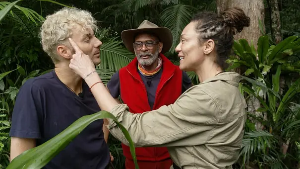 Dschungelcamp: Lilly Becker und Sam Dylan - Foto: Dschungelcamp: Lilly Becker schießt gegen Sam Dylan