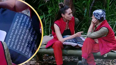 Dschungelcamp Kissen-Gate! Bei Samira und Eva kam es zum Gespräch. - Foto: RTL